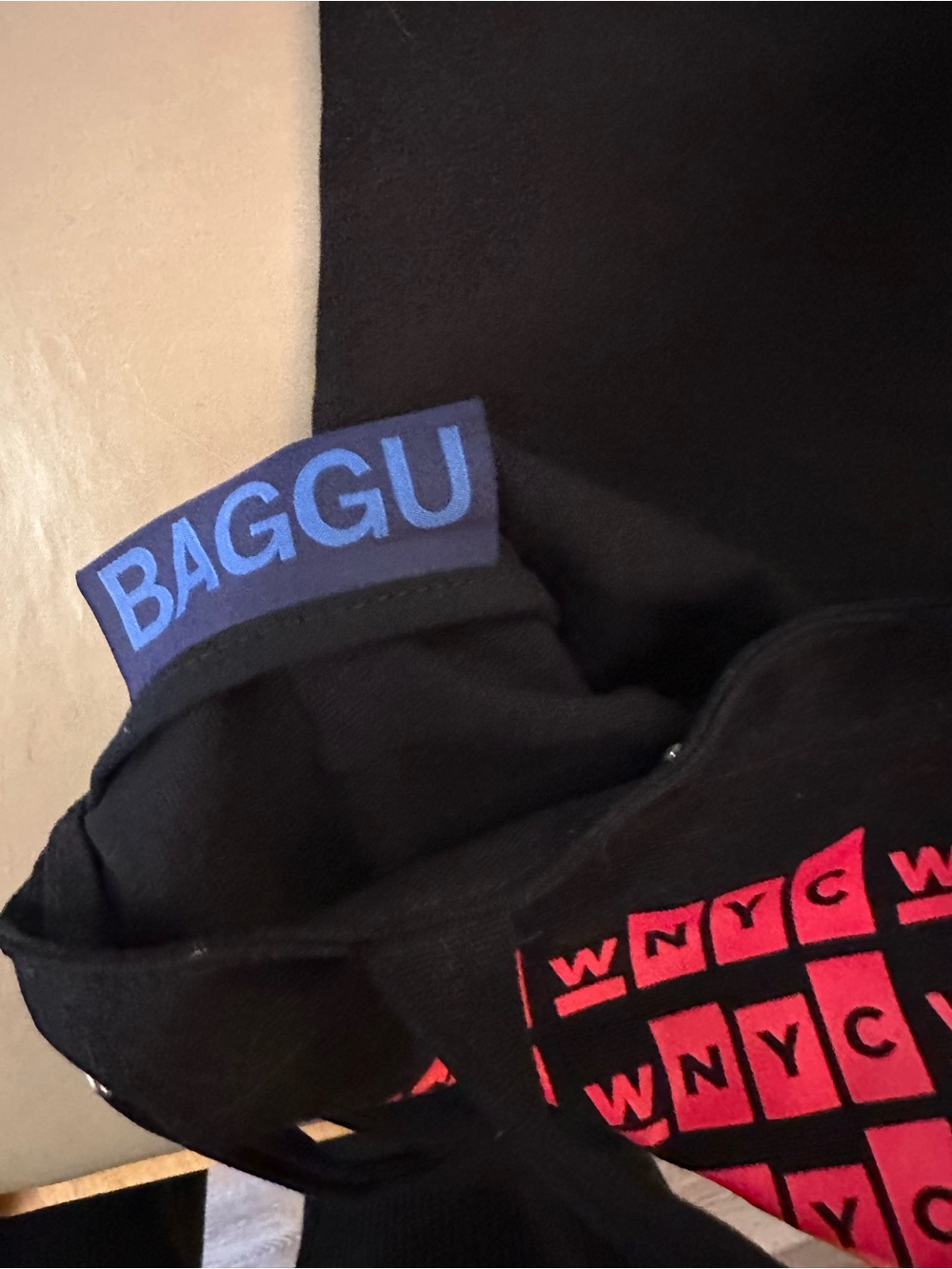 Baggu WNYC duck tote bag - Picture 3 of 3